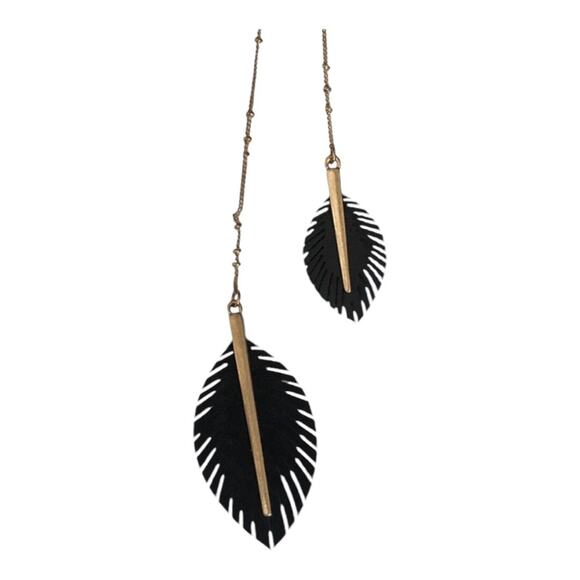 Gold Tone Small Gold Beads Black Fringed Feathered With Gold Bar Lariat Necklace - Picture 9 of 13